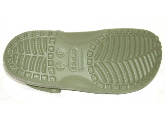 crocs-classic-kaki-2_1159296544