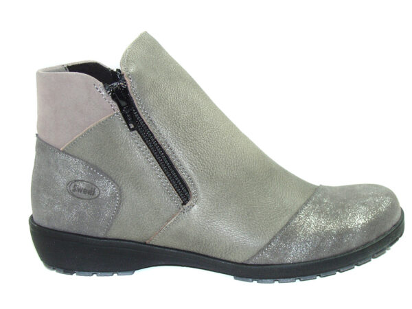 Boots Swedi Locar